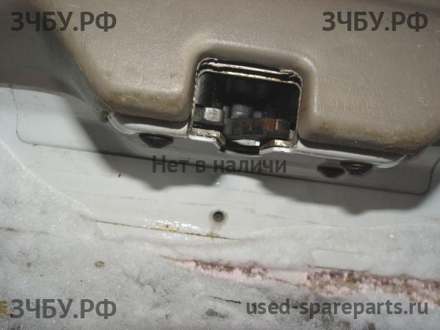 Ford Escape 1 Дверь багажника