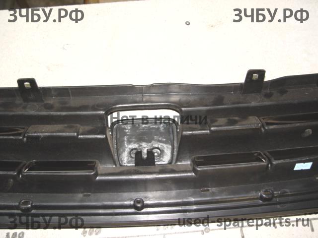 Honda CR-V 1 Решетка радиатора
