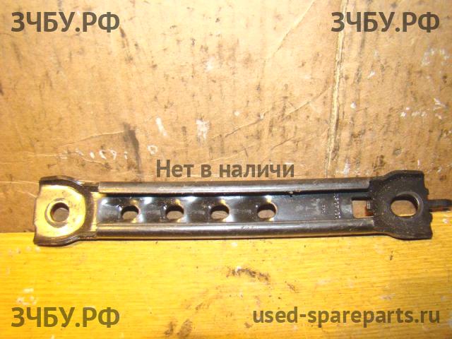 Jeep Grand Cherokee 2 Регулировка ремня безопасности
