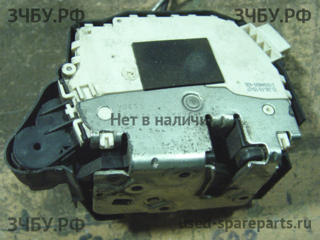 Land Rover Freelander 1 Замок двери передней левой