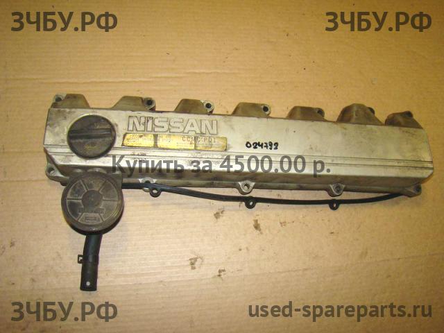 Nissan Patrol (Y60) Крышка головки блока (клапанная)