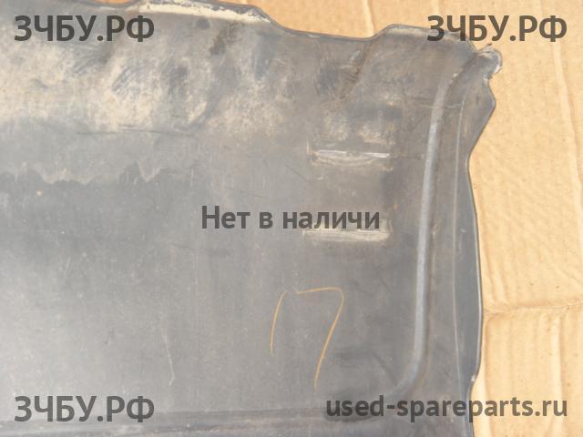 Toyota RAV 4 (2) Накладка на дверь багажника