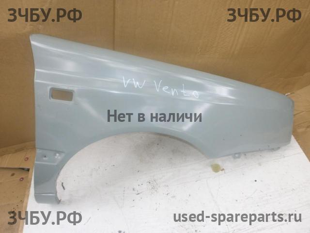 Volkswagen Golf 3 Крыло переднее правое