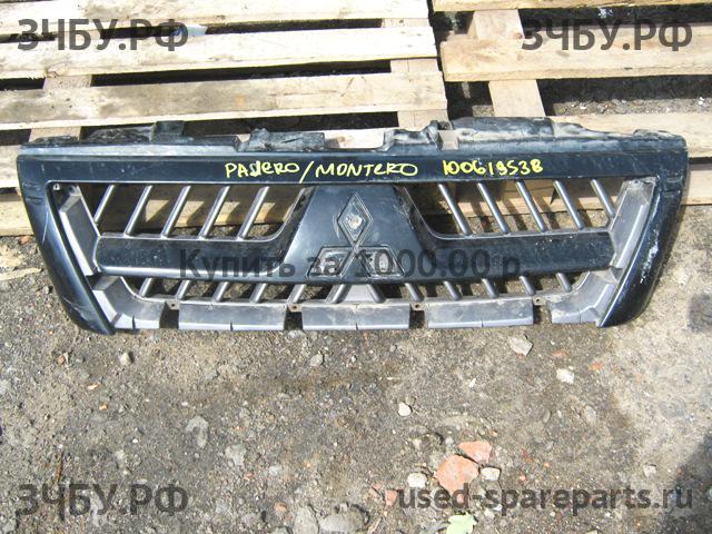Mitsubishi Pajero/Montero 3 Решетка радиатора