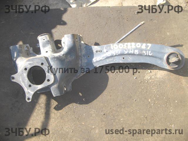 Ford Focus 2 Кулак задний левый