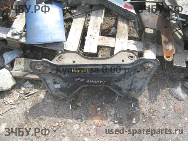 Hyundai Santa Fe 1 (SM) Балка задняя поперечная