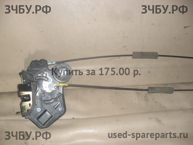 Toyota Camry 5 (V30) Замок двери задней правой
