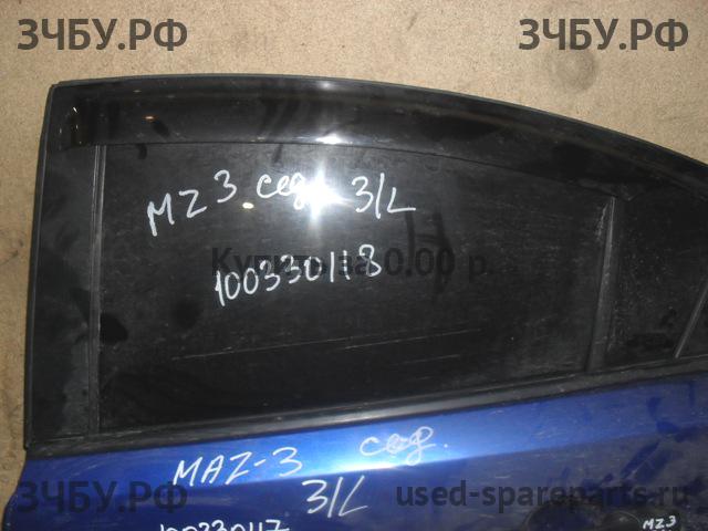 Mazda 3 [BK] Стекло двери задней левой