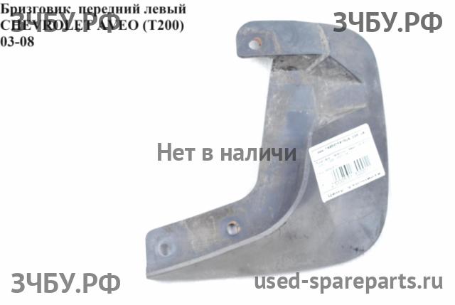 Chevrolet Aveo 1 (T200) Брызговик передний левый