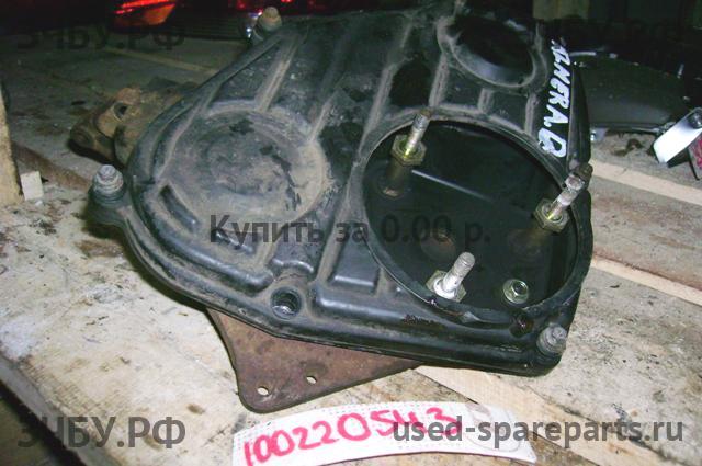 Nissan Almera Classic Крышка двигателя передняя