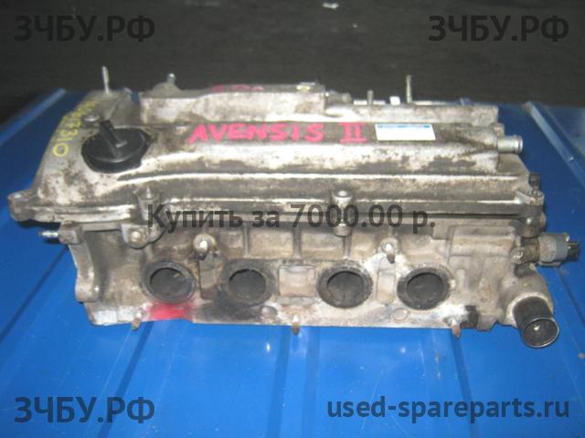 Toyota Avensis 2 Головка блока