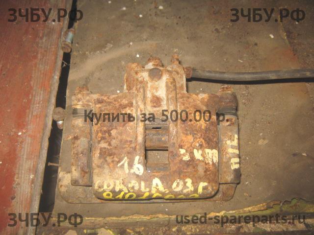 Toyota Corolla (E12) Суппорт передний левый (в сборе со скобой)