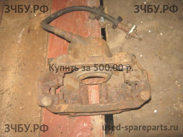Audi 80/90 [B4] Суппорт передний правый (в сборе со скобой)