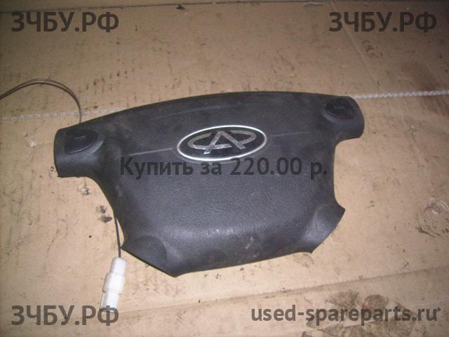 Chery Amulet (A15) Накладка звукового сигнала (в руле)