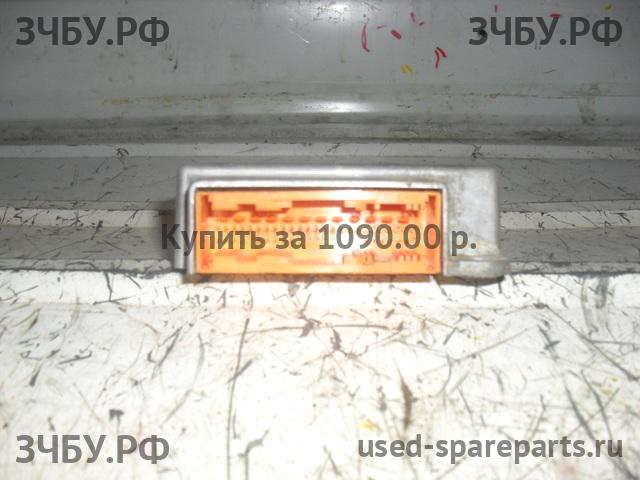 Hyundai Elantra 1 Блок управления AirBag (блок активации SRS)