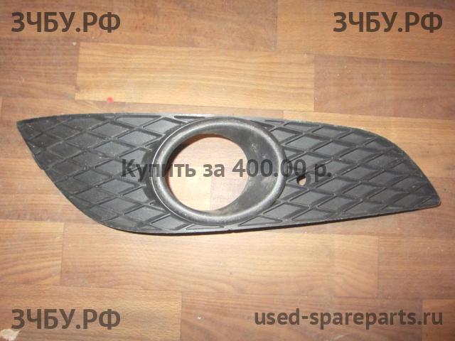 Opel Astra H Решетка в бампер