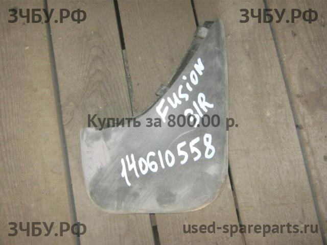 Ford Fusion Брызговик задний правый