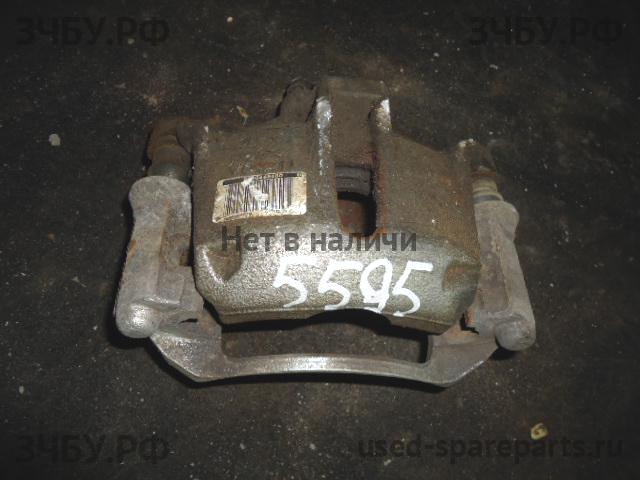 Peugeot 206 Суппорт передний правый (в сборе со скобой)
