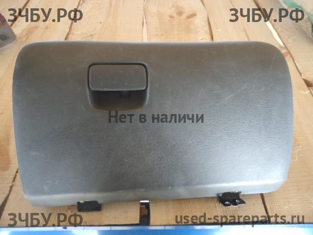 KIA Spectra Бардачок