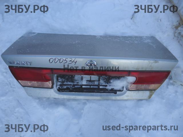Nissan Sunny (B15) Крышка багажника
