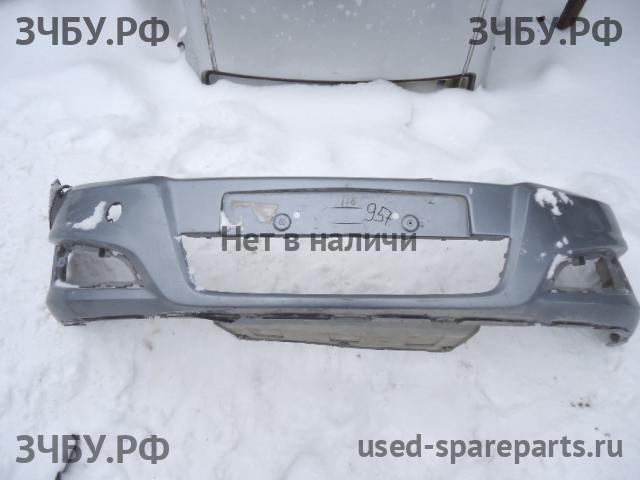 Opel Astra H Бампер передний
