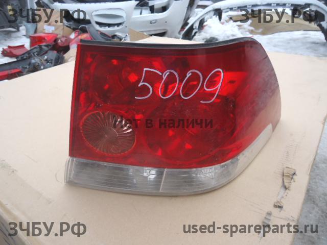Opel Astra H Фонарь правый