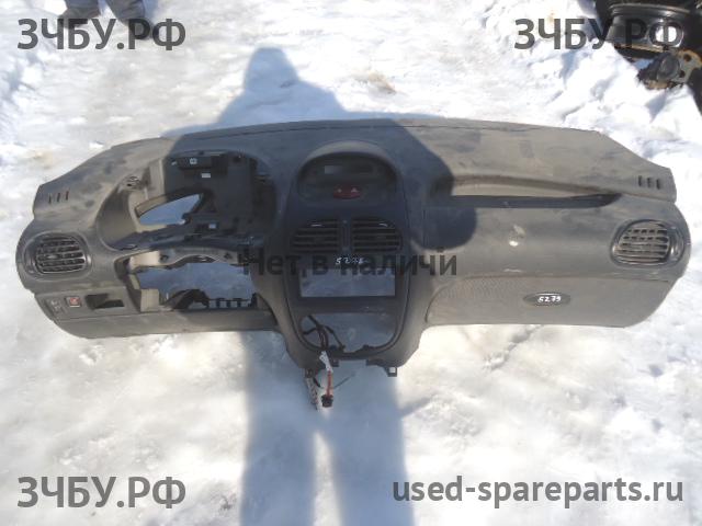 Peugeot 206 Торпедо