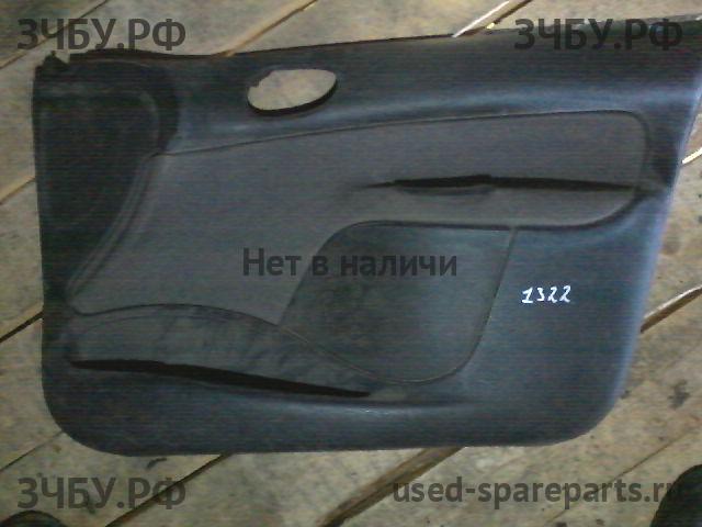 Peugeot 206 Обшивка двери передней правой