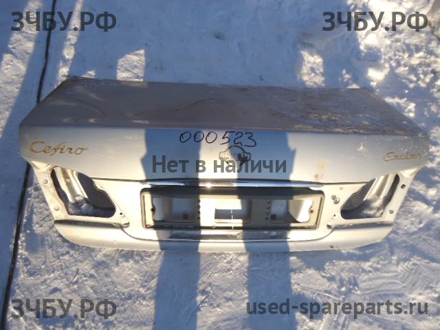 Nissan Cefiro (A33) Крышка багажника