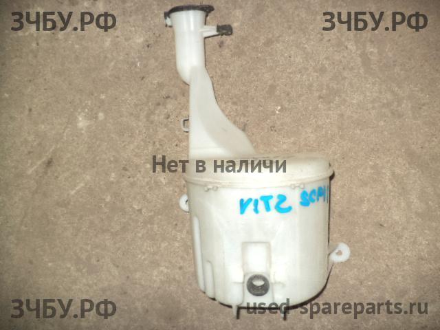 Toyota Vitz 1 Бачок омывателя лобового стекла