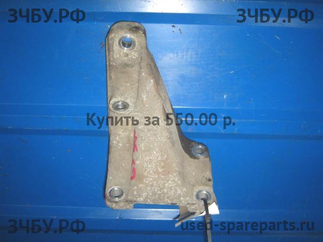 Lexus GS (1) 300 Кронштейн крепления ДВС