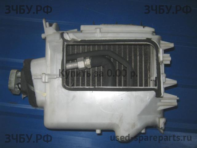Lexus GS (1) 300 Испаритель кондиционера (радиатор)