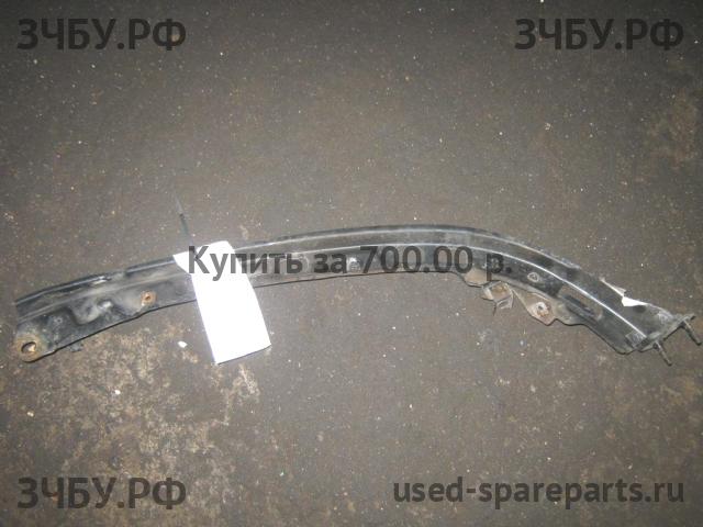 Lexus GS (1) 300 Кронштейн бампера передний