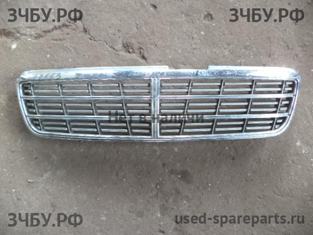 Nissan Gloria Решетка радиатора
