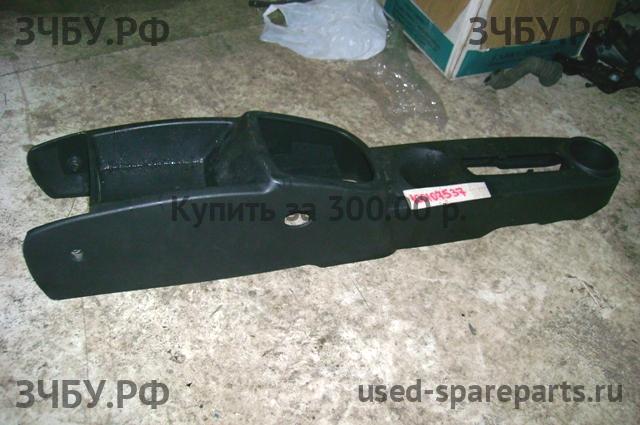 Honda Accord 7 Консоль между сиденьями (Подлокотник)