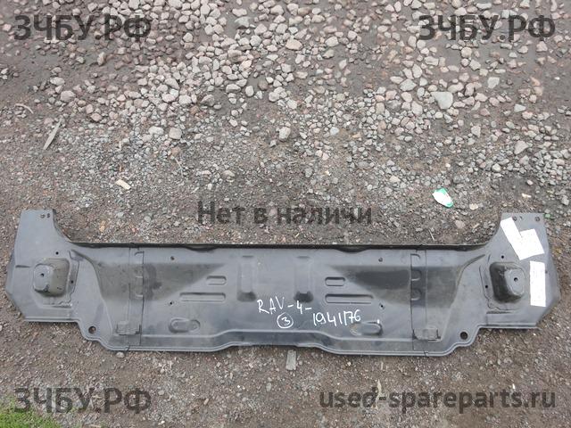 Toyota RAV 4 (3) Панель задняя