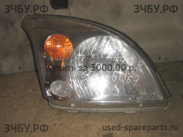 Toyota Land Cruiser 120 (PRADO) Фара правая