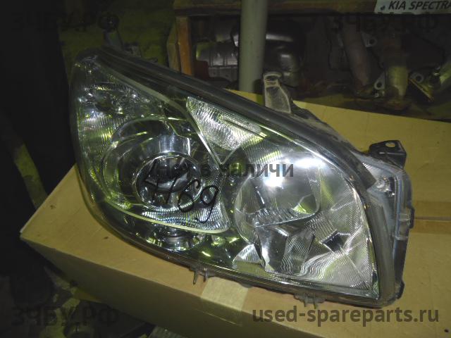 Toyota RAV 4 (3) Фара правая
