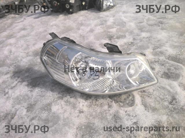 Suzuki SX4 (1) Фара правая