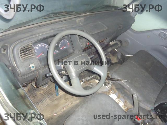 Isuzu NQR 71P Кабина