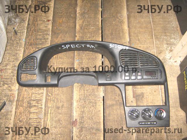 KIA Spectra Накладка декоративная на панель приборов