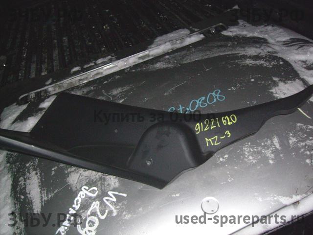 Mazda 3 [BK] Пластик салона