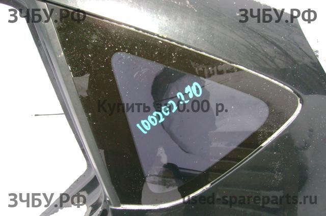 Mazda 3 [BK] Стекло кузовное глухое левое