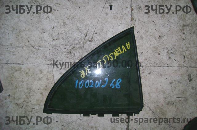 Toyota Avensis 2 Стекло двери задней правой (форточка)