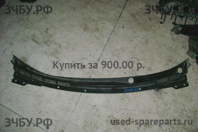 Mitsubishi Lancer 10 [CX/CY] Решетка стеклоочистителя (Дефлектор водостока)