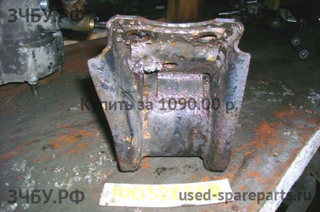 Ford Probe 1 Кронштейн
