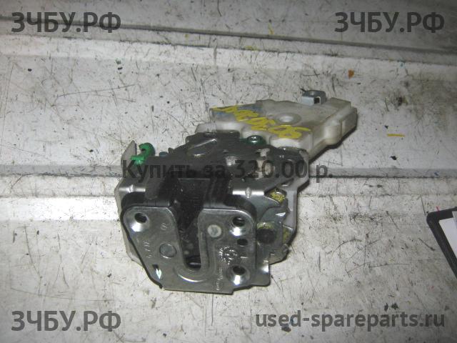 Subaru Impreza 2 (G11) Замок двери задней левой
