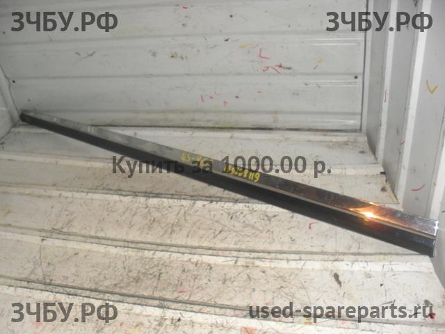 Lexus LS (4) 460/600 Молдинг двери передней левой