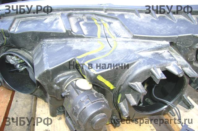 Citroen C4 (1) Фара правая