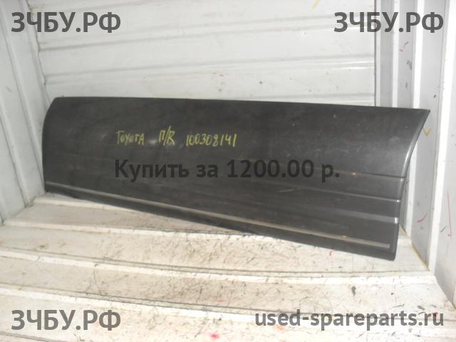 Toyota Land Cruiser 100 Молдинг двери передней правой